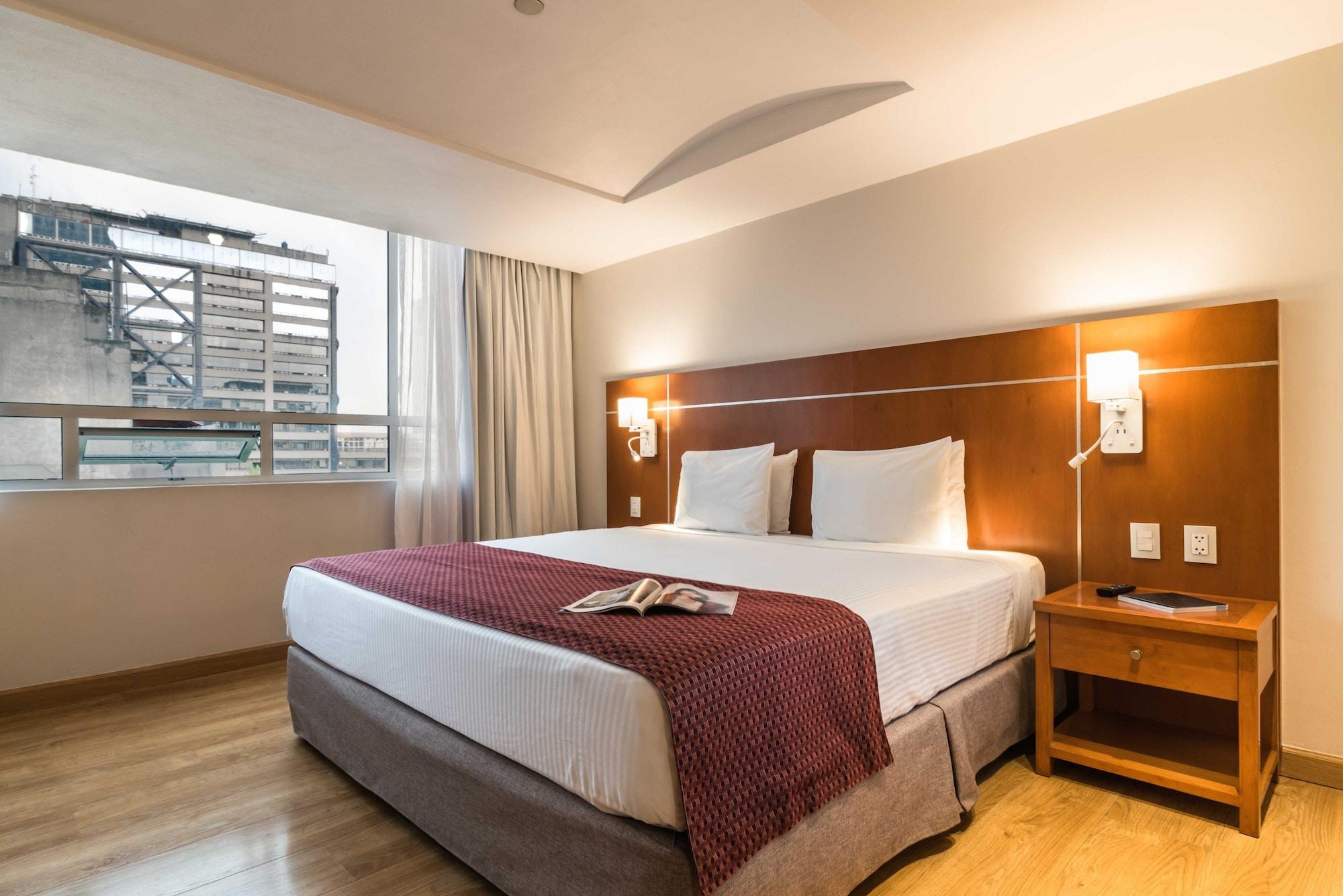 Eurostars Zona Rosa Suites Мексико Сити Екстериор снимка A bedroom at the hotel