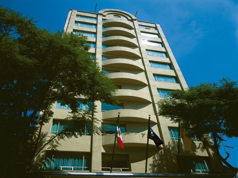 Eurostars Zona Rosa Suites Мексико Сити Екстериор снимка Embassy of Chile in Lima