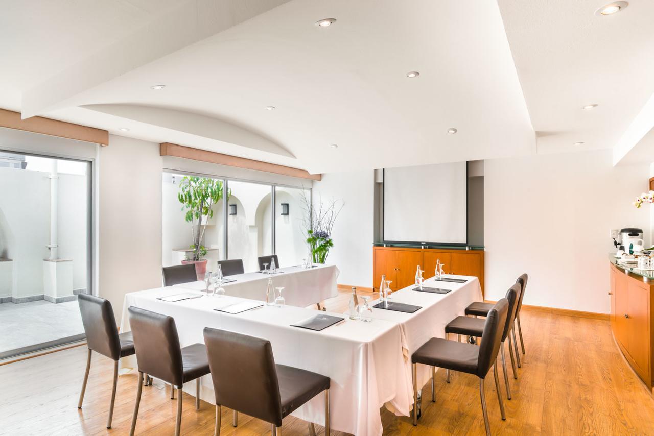 Eurostars Zona Rosa Suites Мексико Сити Екстериор снимка Meeting room