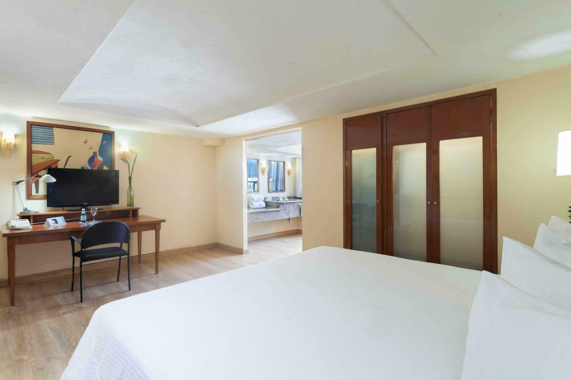Eurostars Zona Rosa Suites Мексико Сити Стая снимка Suite